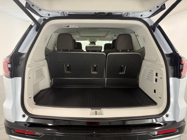 New 2026 GMC Acadia Denali image 8