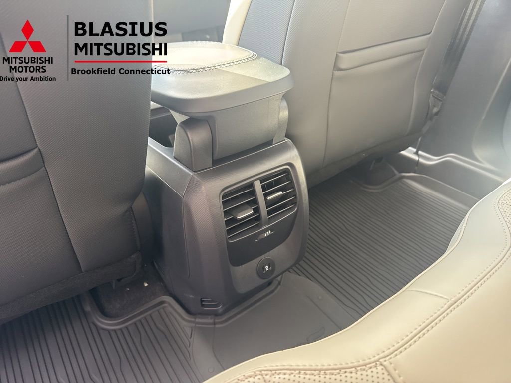 Used 2024 Ford Mustang Mach-E Premium image 36