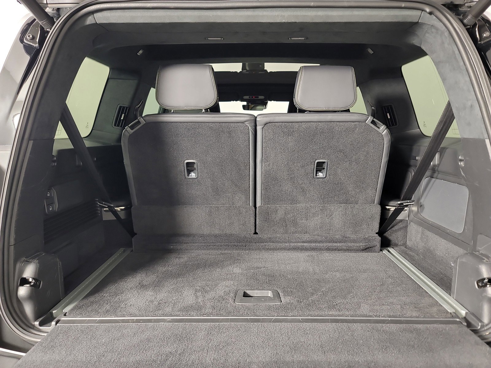 Used 2023 Rivian R1S Adventure AWD/4WD image 15