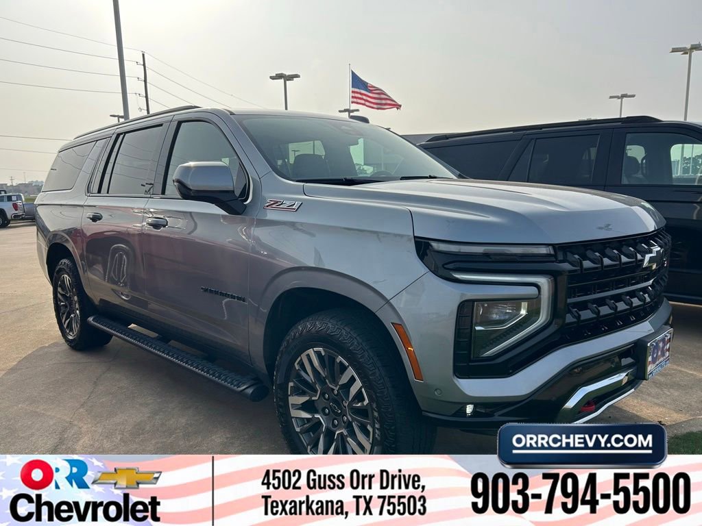 Used 2025 Chevrolet Suburban Z71 AWD/4WD image 1