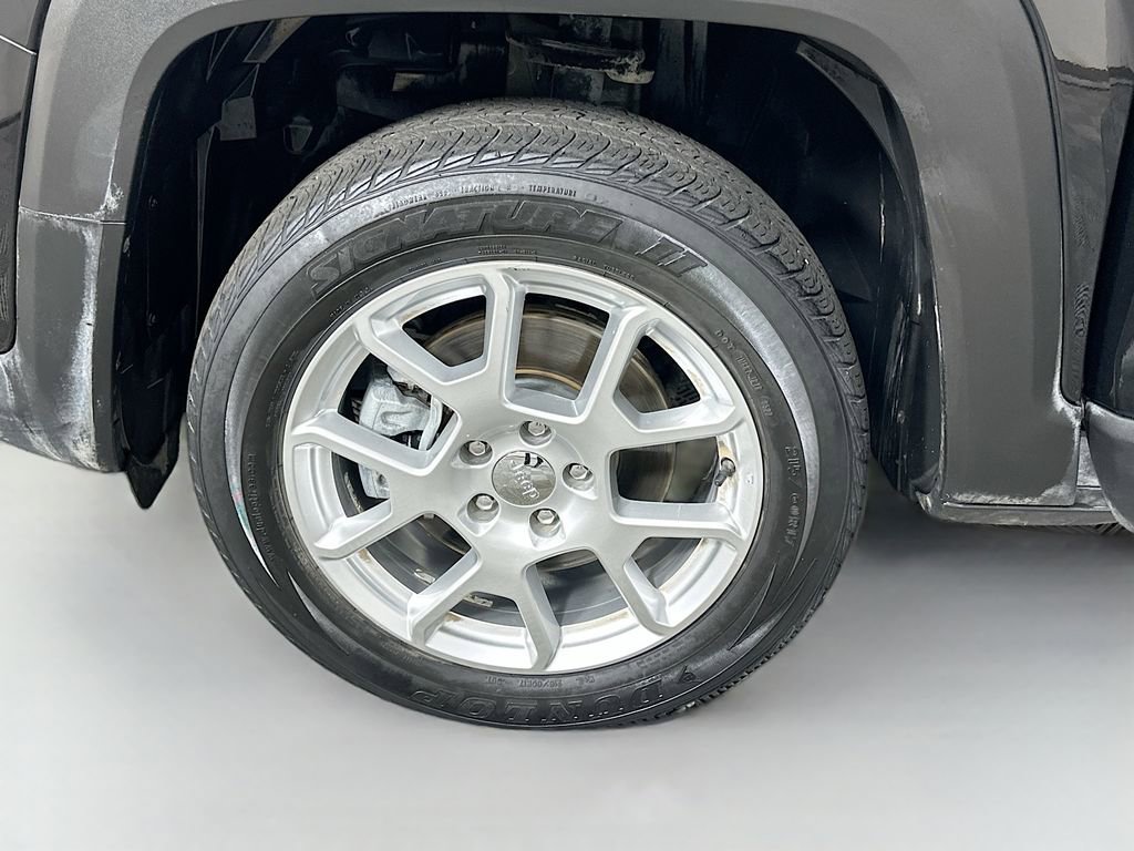 Used 2021 Jeep Renegade Limited AWD/4WD image 30