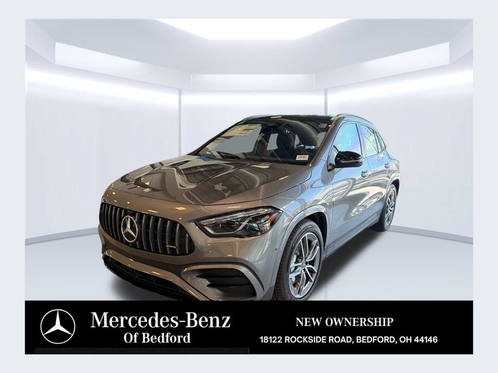 New 2026 Mercedes-Benz GLA 35 AMG 4MATIC image 1