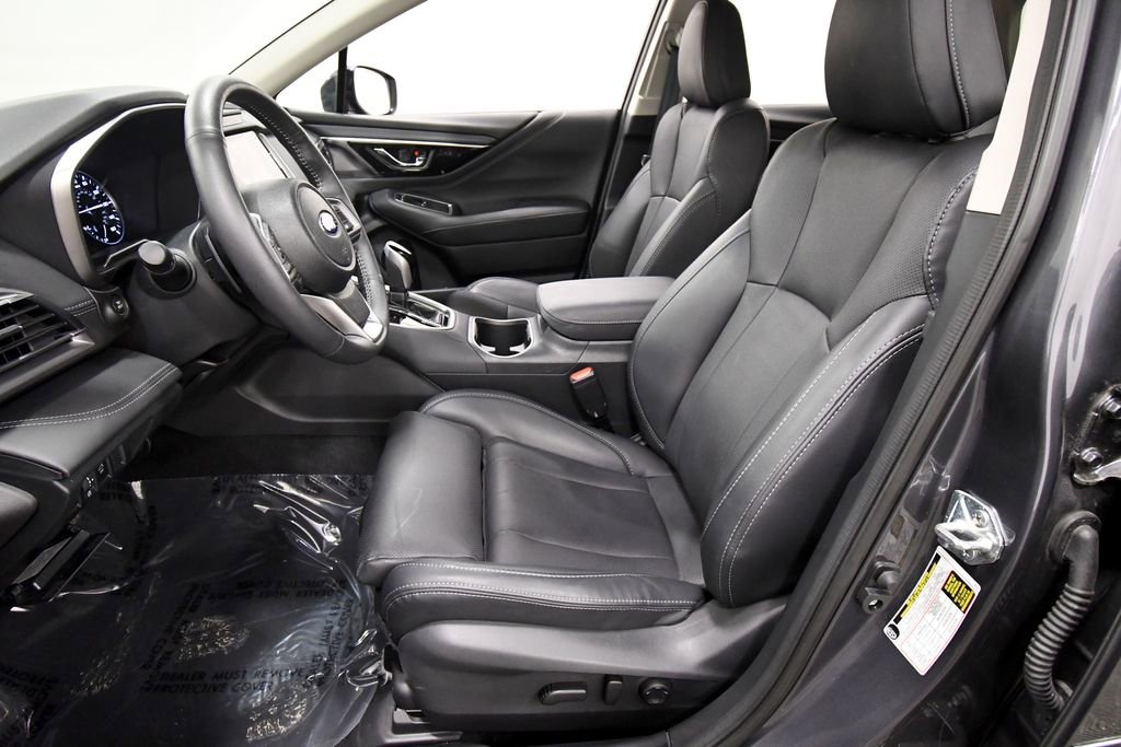 Used 2025 Subaru Outback Limited image 14
