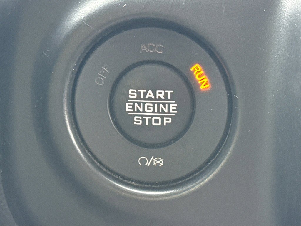 Used 2021 Jeep Wrangler Unlimited Sahara w/ Cold Weather Group image 19