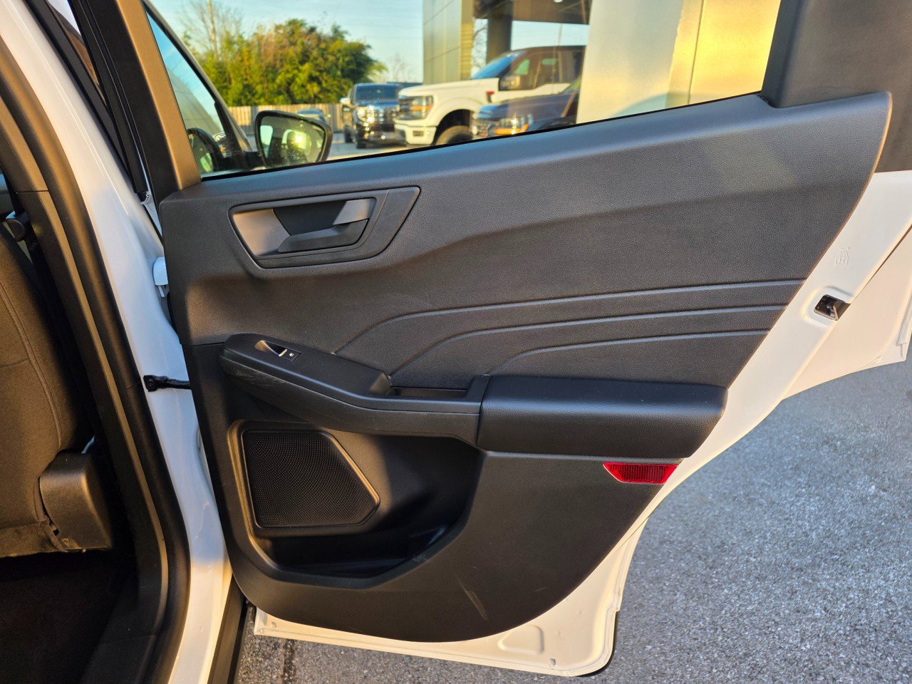 Used 2025 Ford Escape Active image 14