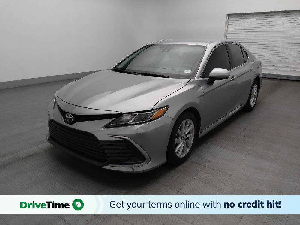 Used 2022 Toyota Camry LE FWD image 1