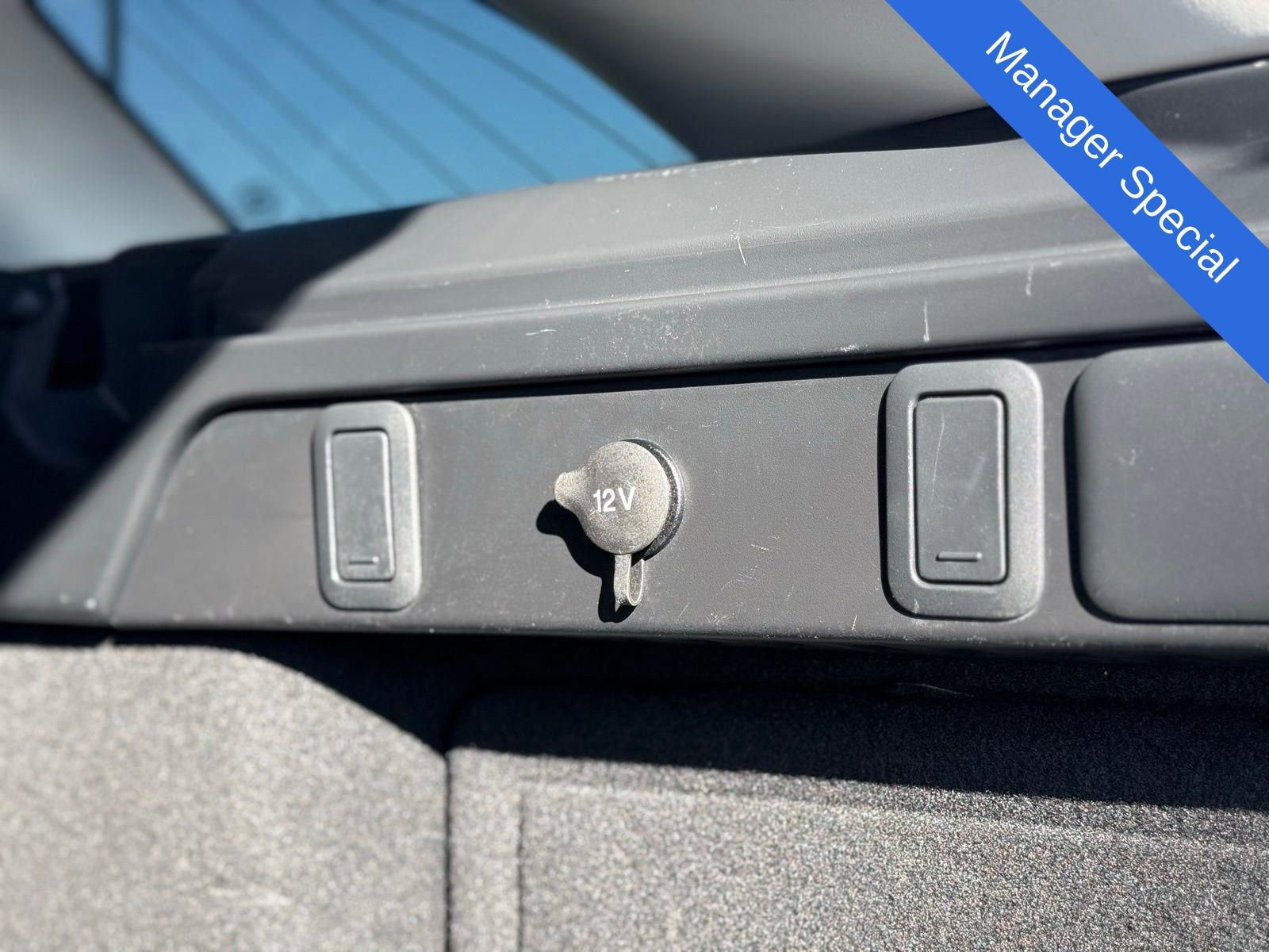 Used 2020 Land Rover Range Rover Velar S image 15