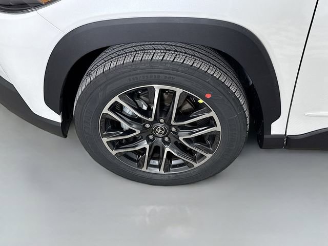 New 2026 Toyota Corolla Cross XLE image 30