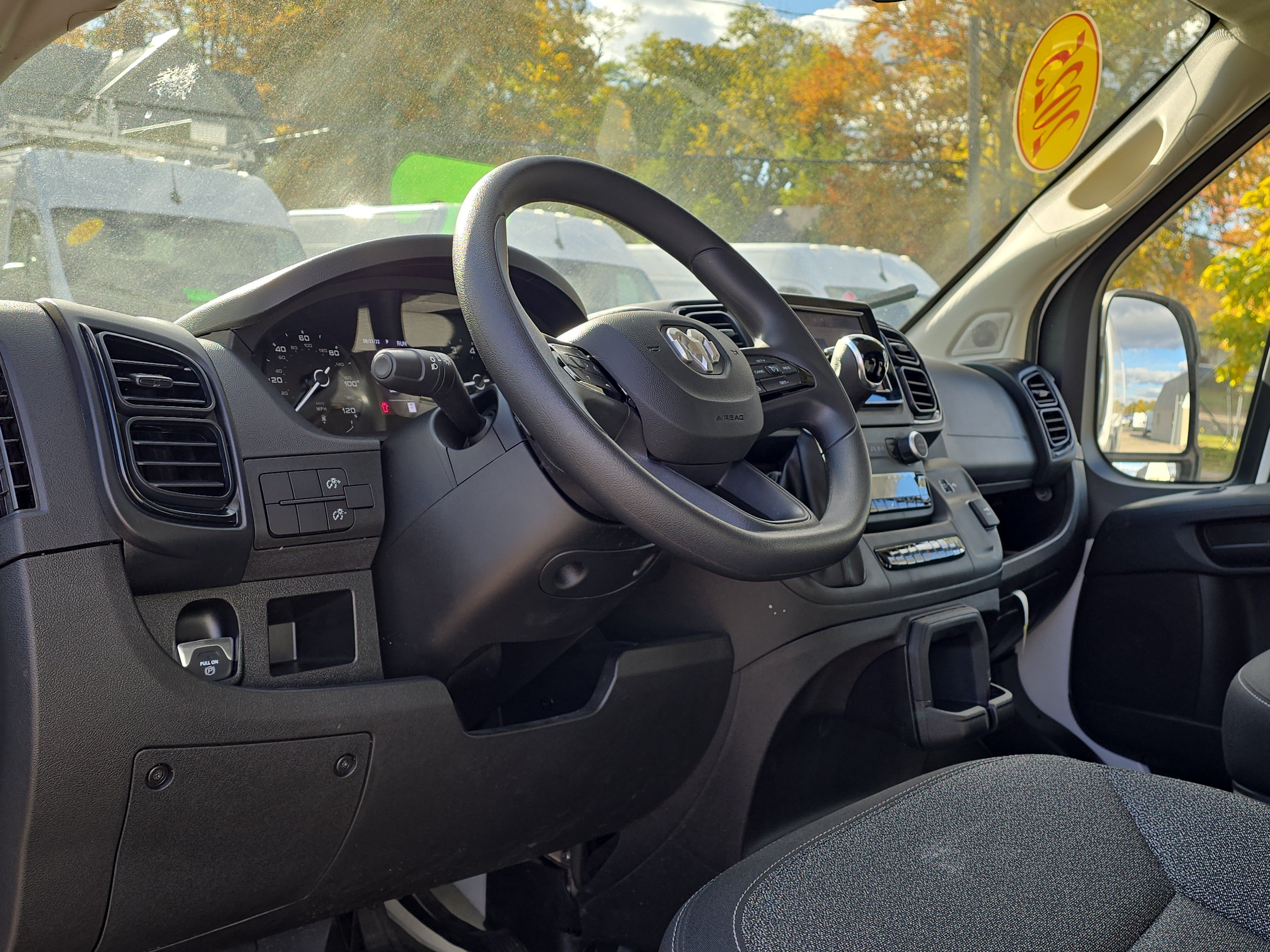 Used 2025 RAM ProMaster 2500 FWD image 13