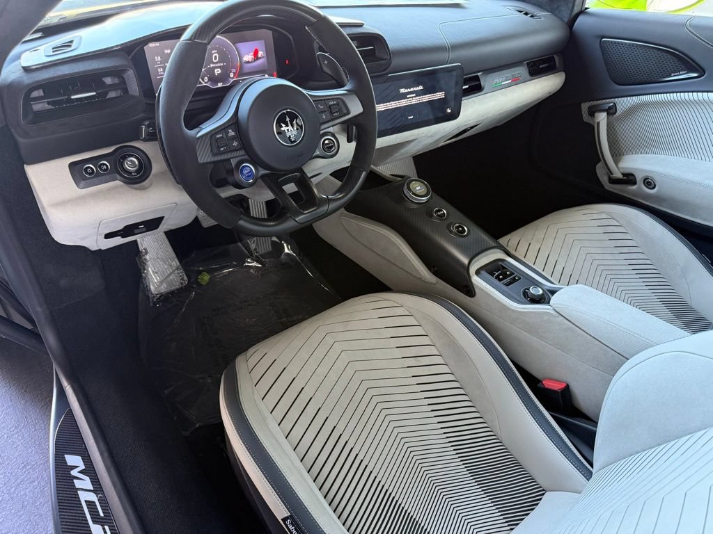 New 2023 Maserati MC20 Coupe RWD image 15