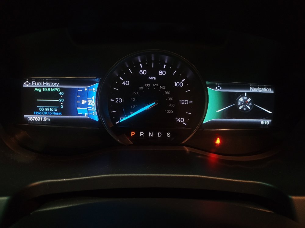 Used 2018 Ford Explorer XLT w/ Equipment Group 202A AWD/4WD image 23