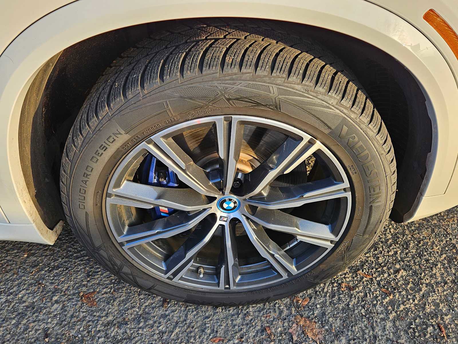 Used 2022 BMW X5 xDrive45e w/ M Sport Package image 7