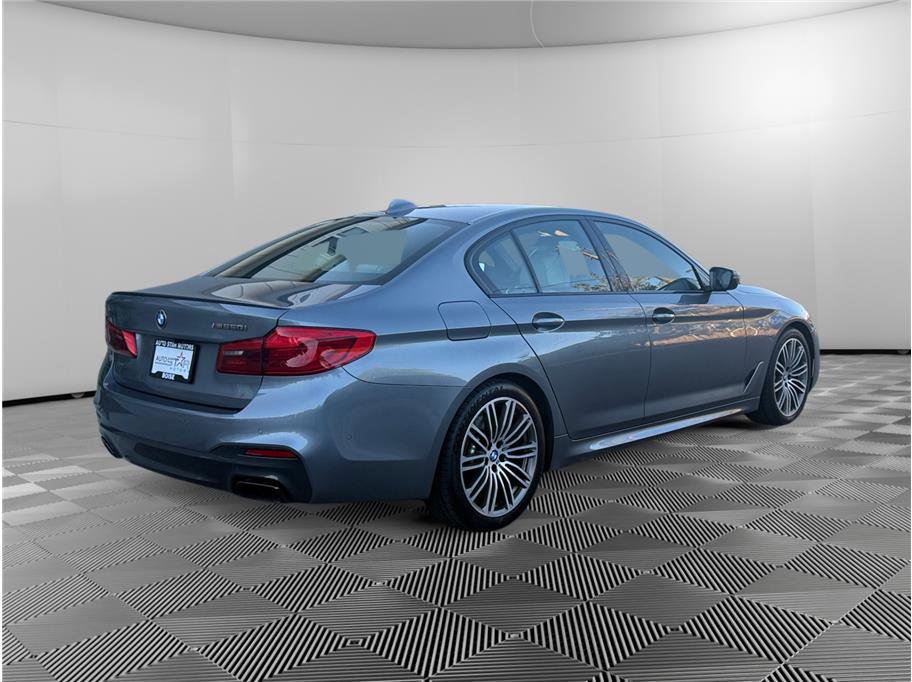 Used 2019 BMW M550i xDrive image 5
