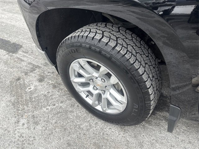 Used 2024 Chevrolet Silverado 1500 LT image 34