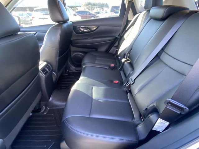Used 2020 Nissan Rogue SL w/ Premium Package image 13