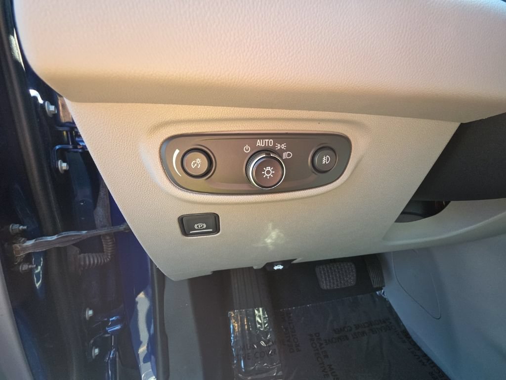 Certified 2022 GMC Terrain SLT FWD image 24