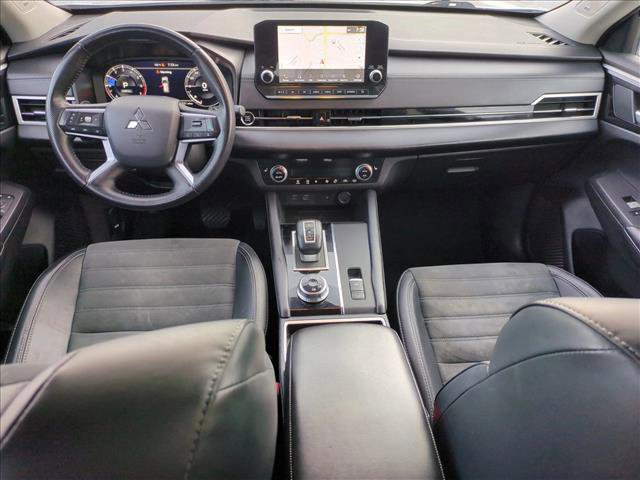 Used 2024 Mitsubishi Outlander SE image 18