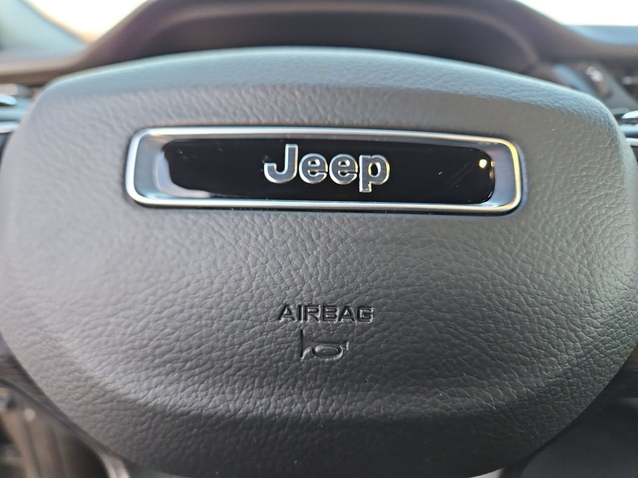 New 2026 Jeep Grand Cherokee Altitude AWD/4WD image 21