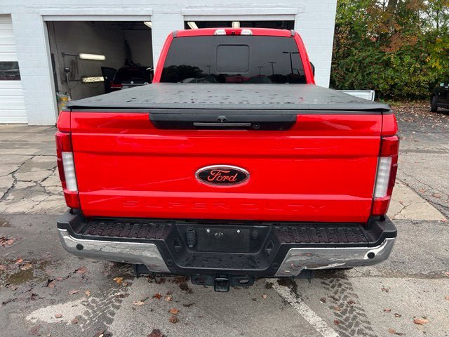Used 2019 Ford F350 Lariat w/ Lariat Ultimate Package AWD/4WD image 4