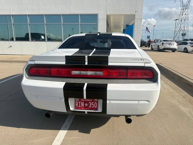 Used 2014 Dodge Challenger SRT8 w/ Harman/Kardon Audio Group RWD image 5