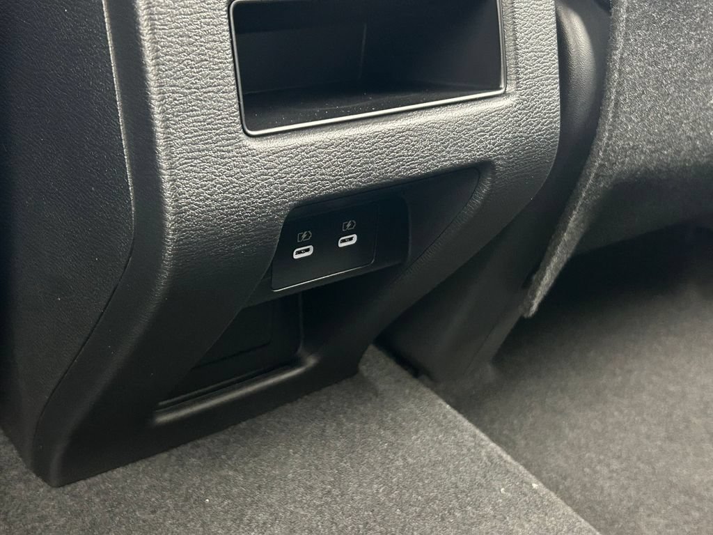 New 2026 Mitsubishi Outlander SE FWD image 23
