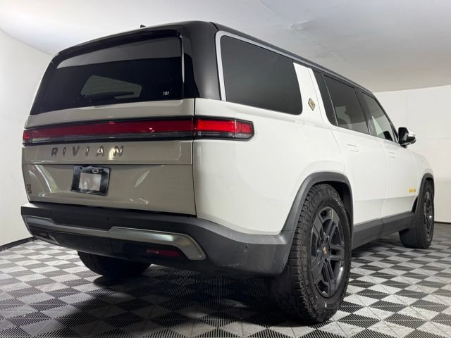 Used 2023 Rivian R1S Adventure AWD/4WD image 6