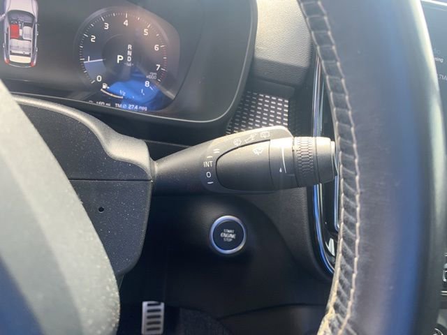 Used 2019 Volvo XC40 T5 R-Design image 29