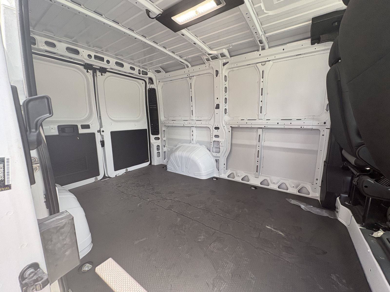 New 2026 RAM ProMaster 1500 w/ Convenience Group FWD image 16