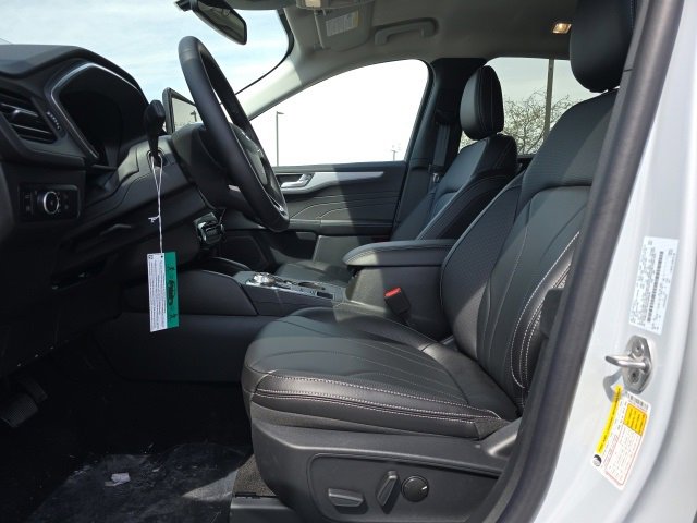 New 2025 Ford Escape SE w/ PHEV Premium Package image 11