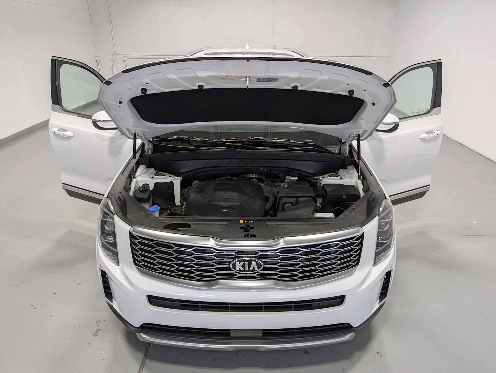 Used 2020 Kia Telluride EX w/ Towing Package AWD/4WD image 13