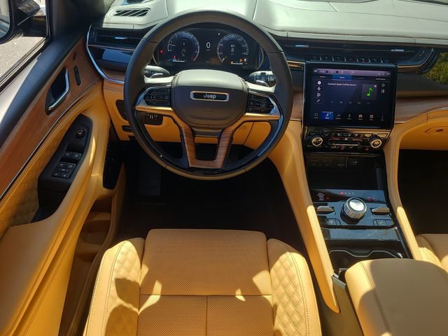 New 2025 Jeep Grand Cherokee Summit AWD/4WD image 10