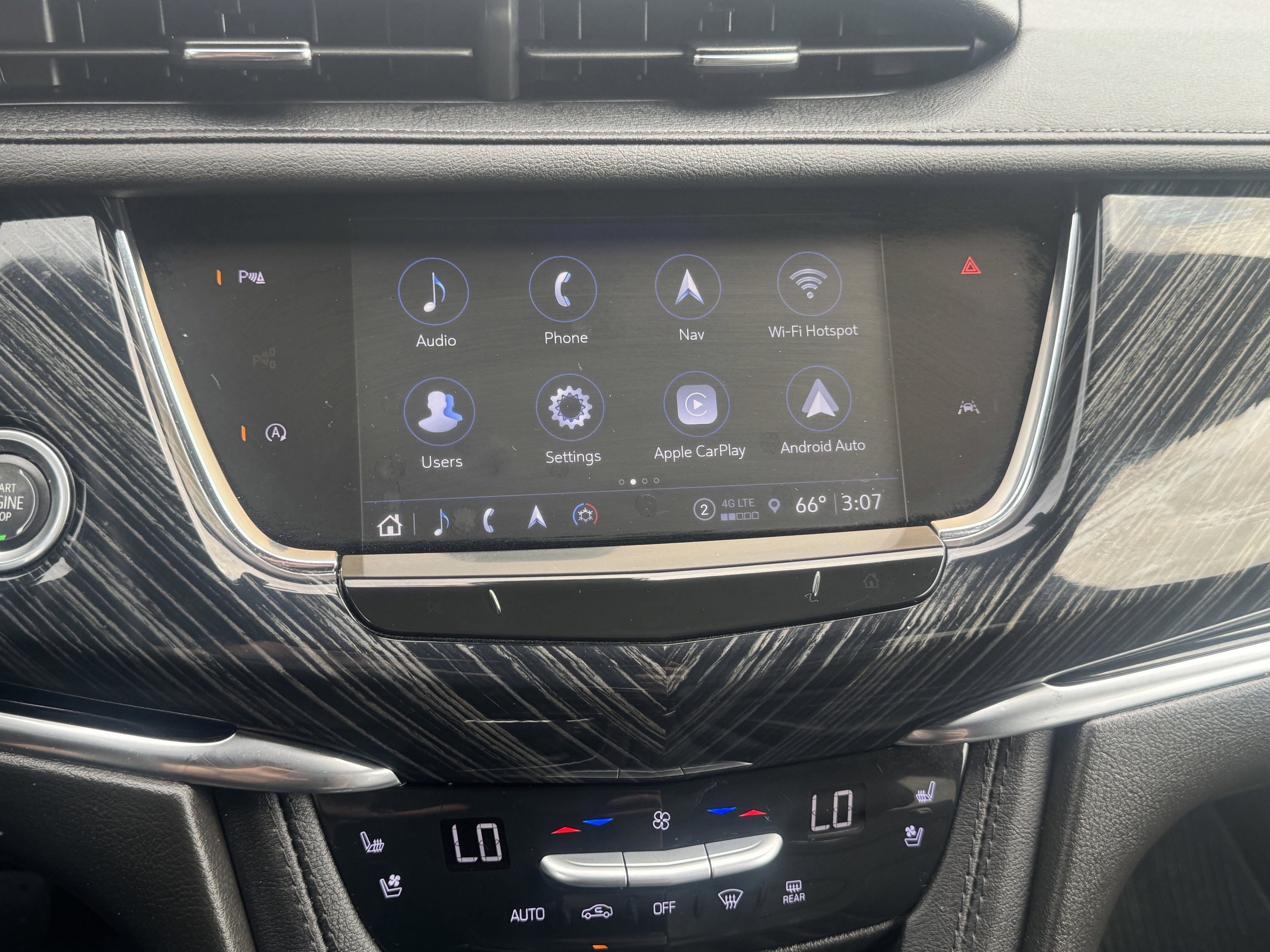 Used 2023 Cadillac XT6 Premium Luxury image 17