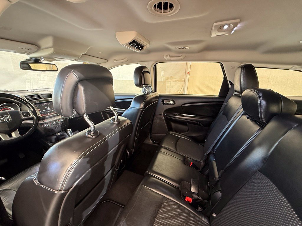 Used 2019 Dodge Journey Crossroad w/ Driver Convenience Group FWD image 22