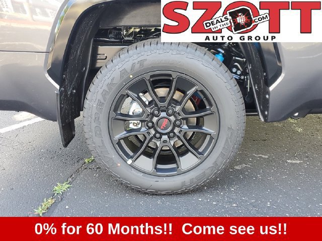 New 2026 Toyota Tundra Platinum w/ TRD Off-Road Package AWD/4WD image 5