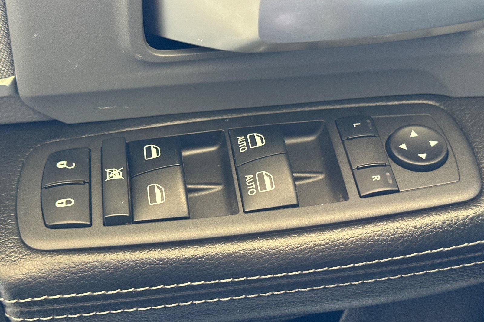 Used 2022 RAM 2500 Big Horn AWD/4WD image 12