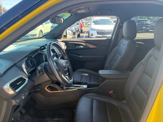 Used 2023 Chevrolet TrailBlazer ACTIV w/ Technology Package AWD/4WD image 13