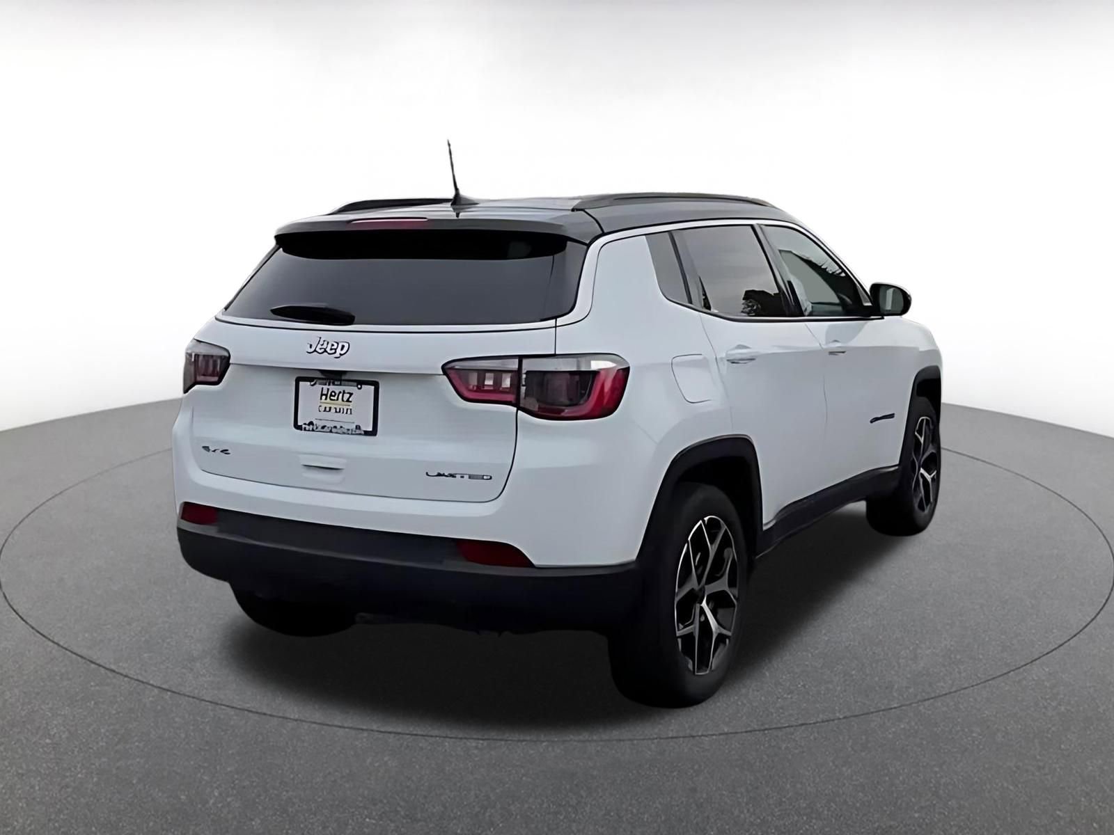 Used 2025 Jeep Compass Limited AWD/4WD image 14