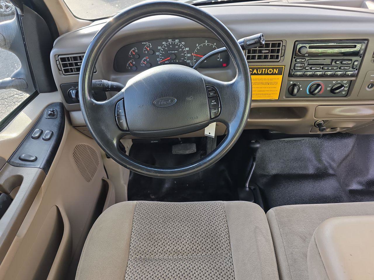 Used 2001 Ford F550 4x4 Regular Cab Super Duty image 6