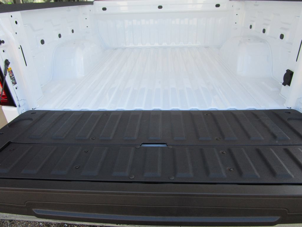 New 2026 GMC Sierra 1500 SLT w/ SLT Premium Package AWD/4WD image 17