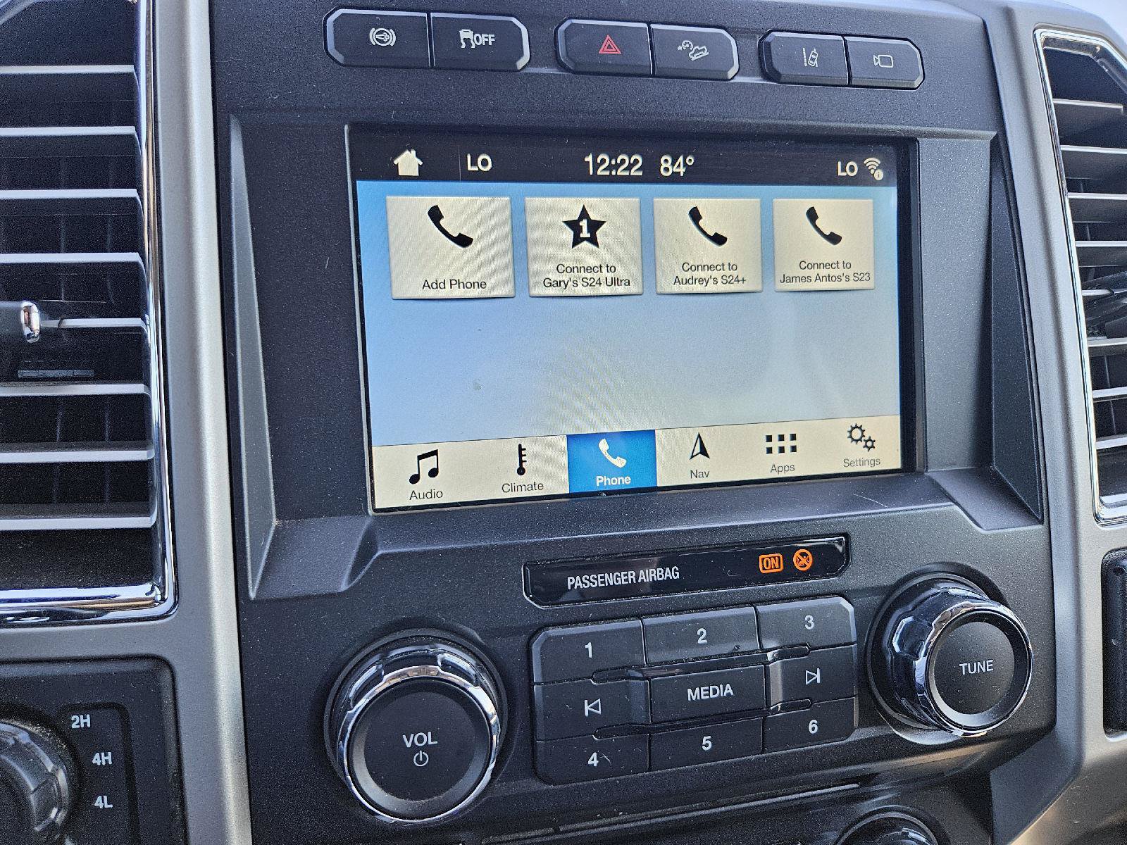 Used 2017 Ford F250 Lariat w/ Lariat Ultimate Package AWD/4WD image 13
