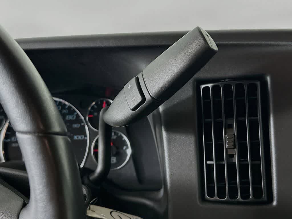 Used 2023 GMC Savana 2500 RWD image 17