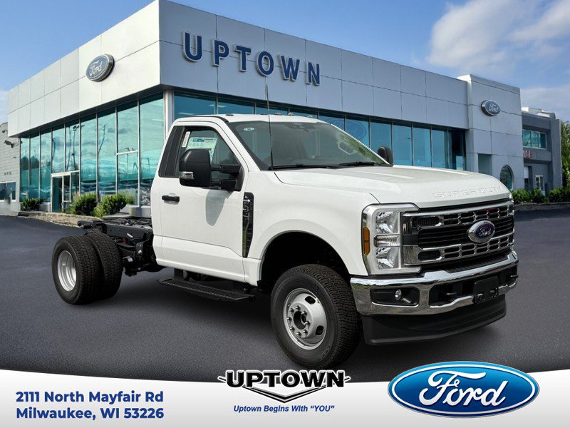 New 2026 Ford F350 XL w/ XL Chrome Package