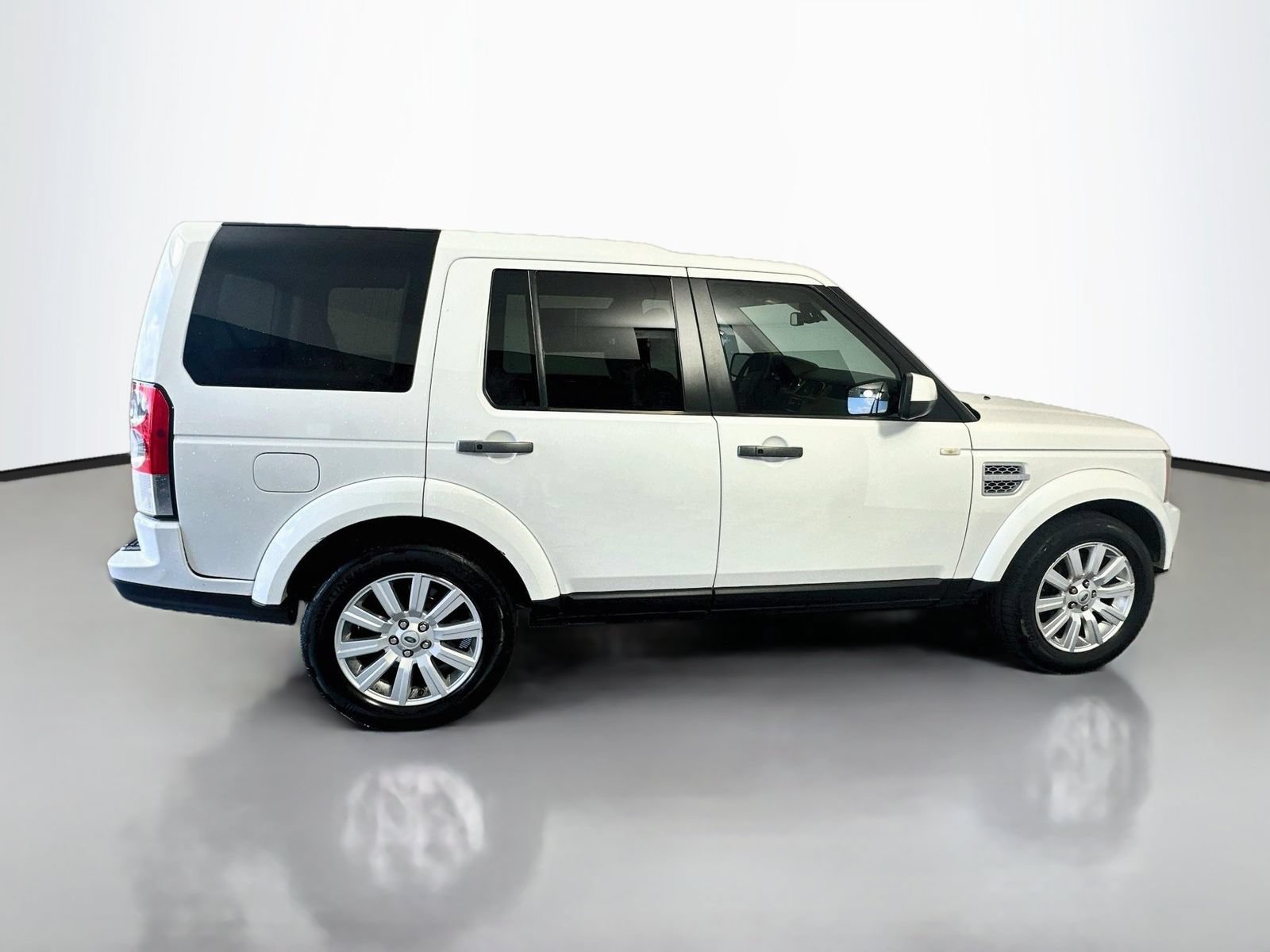 Used 2013 Land Rover LR4 HSE AWD/4WD image 8