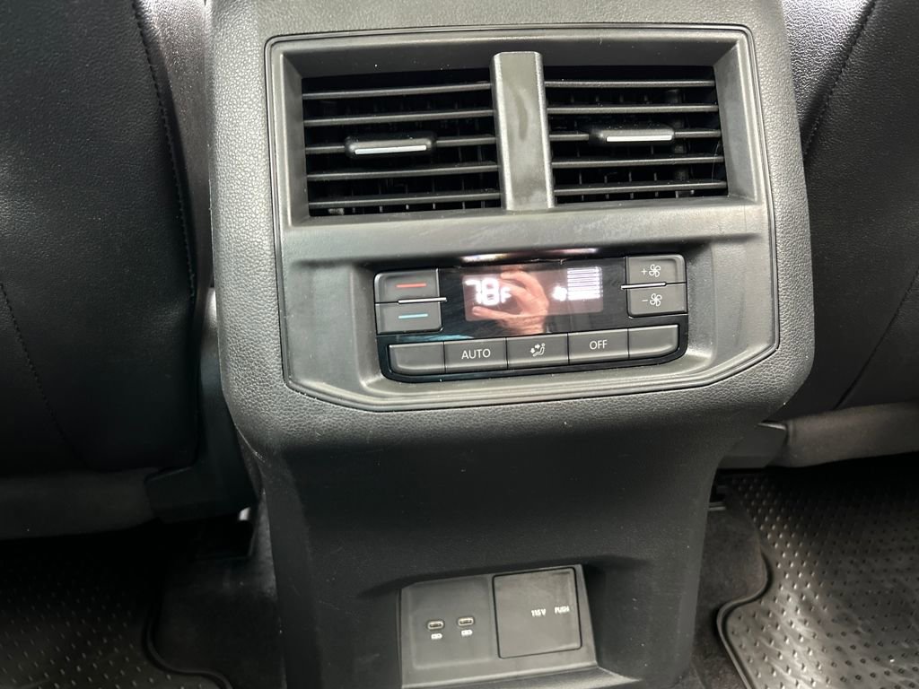 Used 2021 Volkswagen Atlas SEL image 23