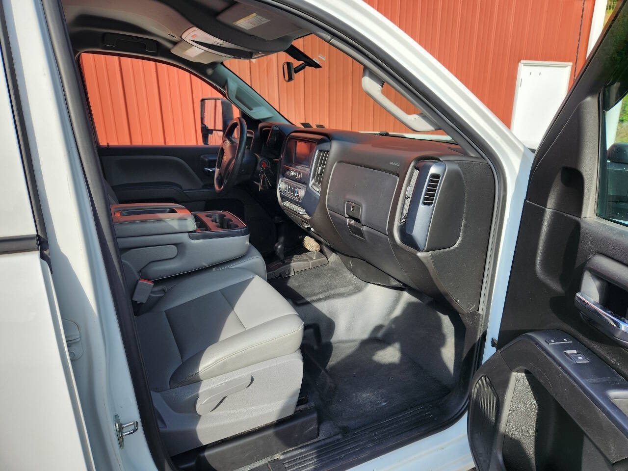 Used 2019 Chevrolet Silverado 2500 W/T w/ WT Convenience Package AWD/4WD image 16