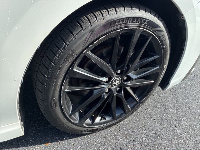 Used 2021 Toyota Camry XSE image 16