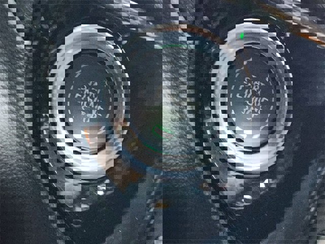 New 2026 GMC Sierra 1500 SLT image 15