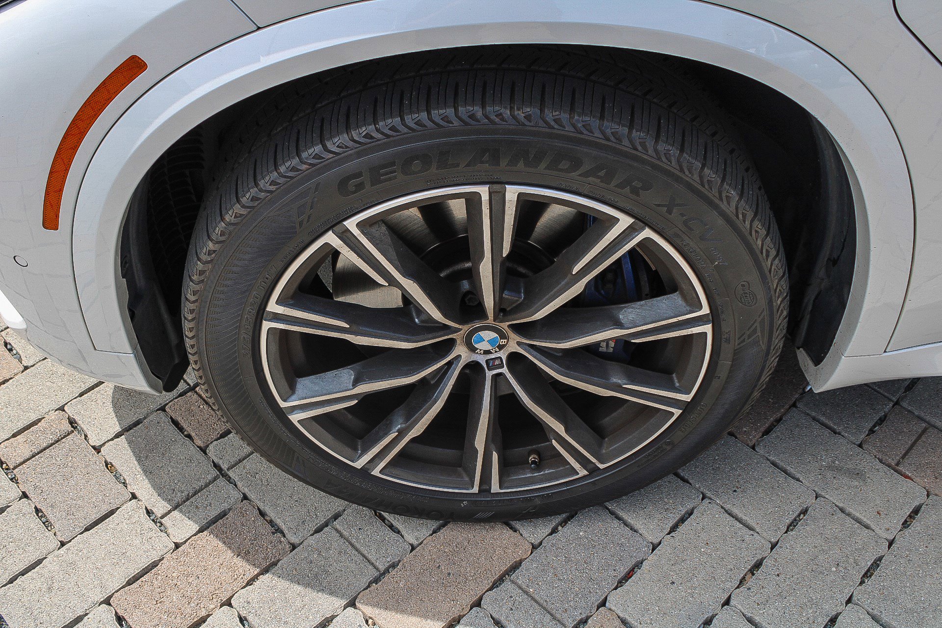 Used 2021 BMW X5 xDrive45e w/ M Sport Package AWD/4WD image 13