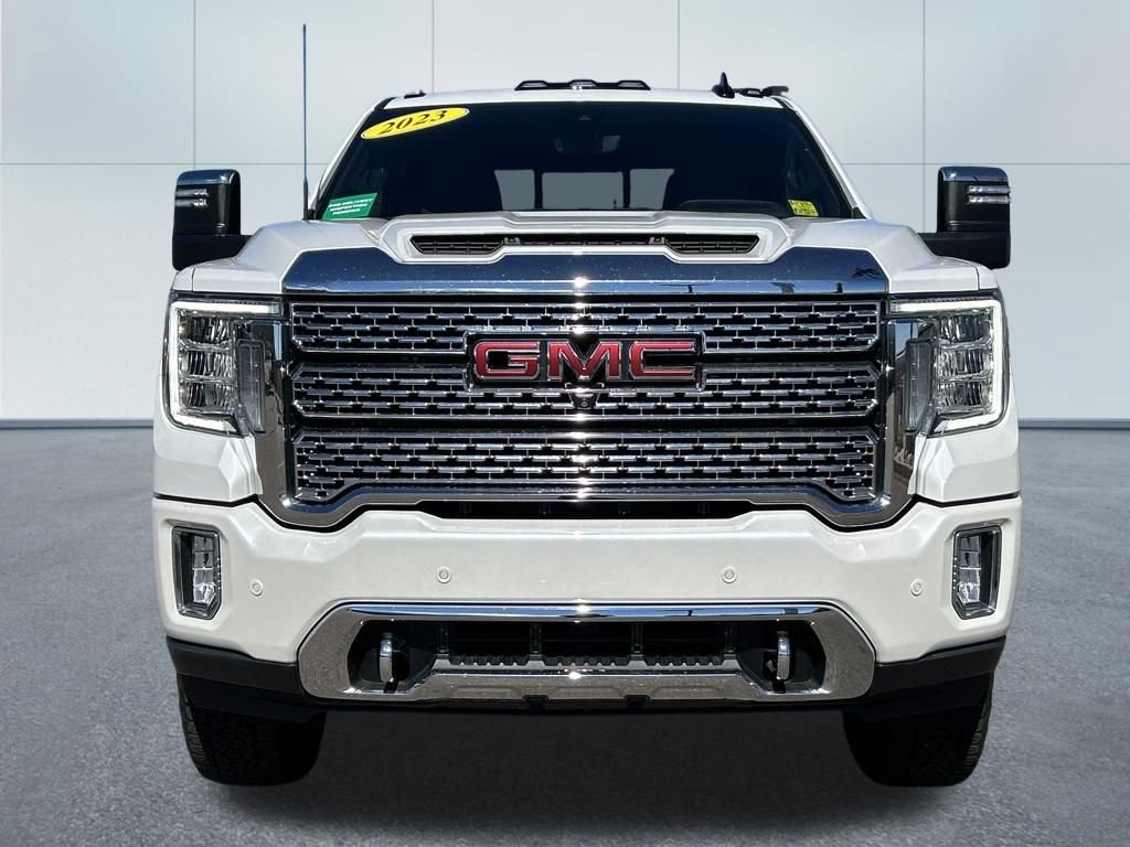 Used 2023 GMC Sierra 2500 Denali w/ Denali Ultimate Package image 3