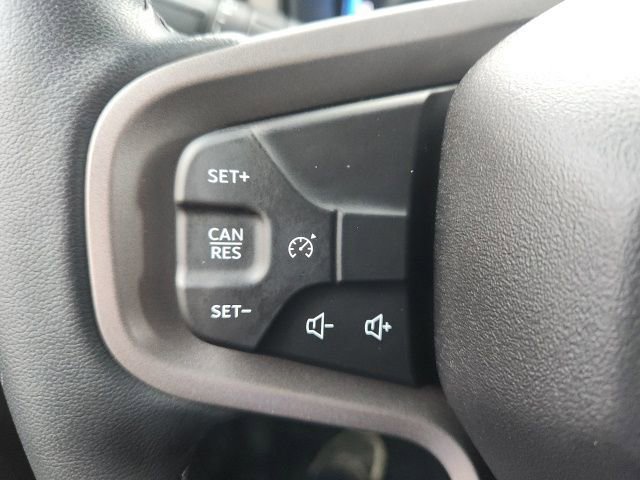 Used 2024 Ford Bronco Badlands image 35